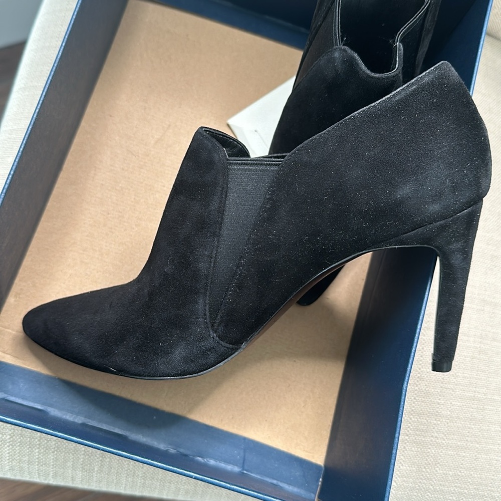 Cole Haan women black suede shoe boots with heel
